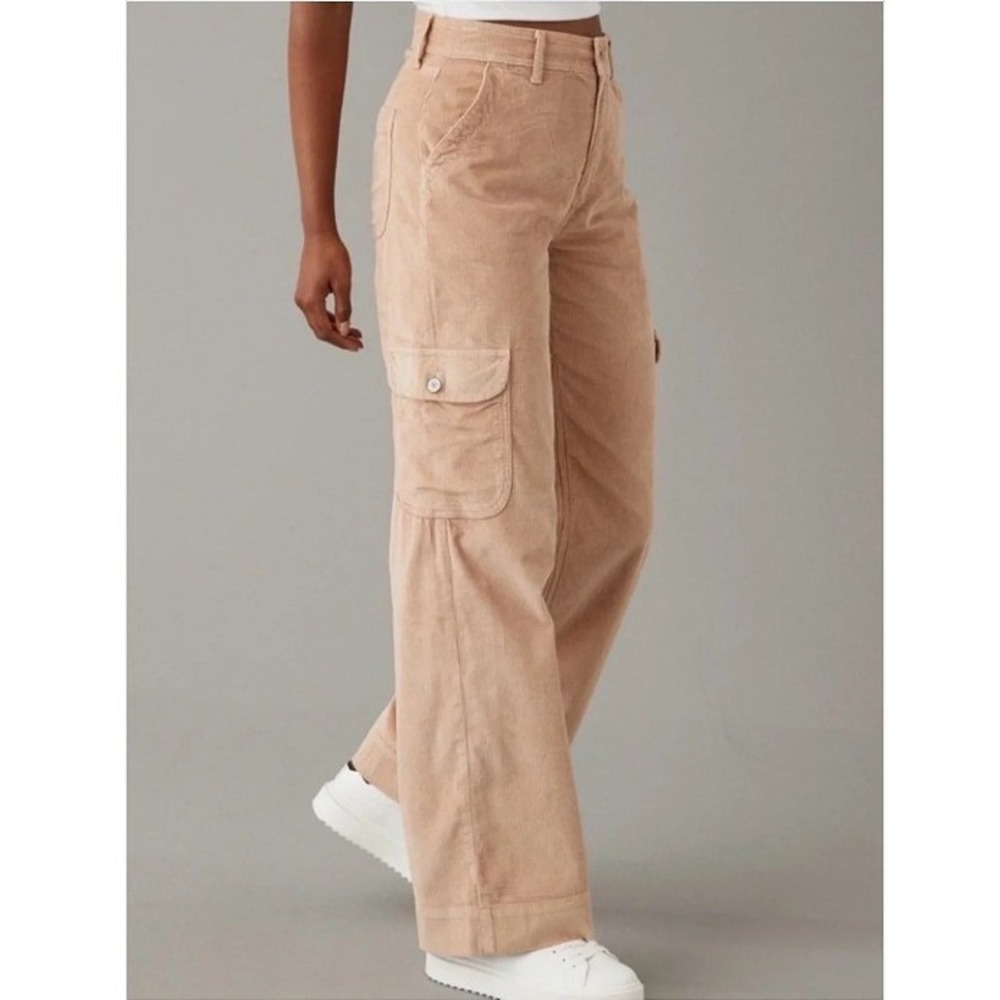 American Eagle Super High Rise Baggy Wide Leg Cargo Pants Womens 4 Light Tan EUC